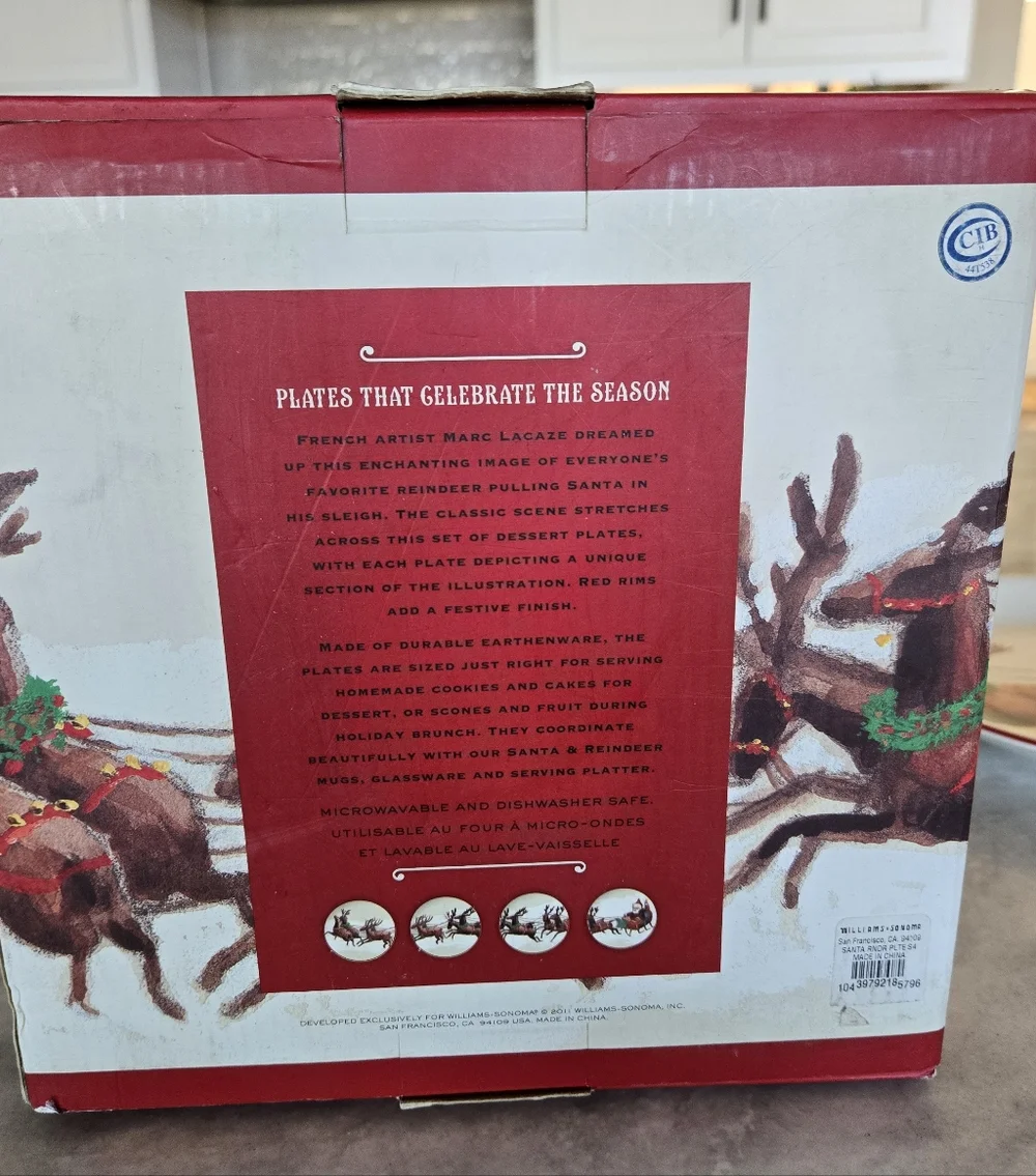 Williams Sonoma Santa and Reindeer Plates Set Of 4